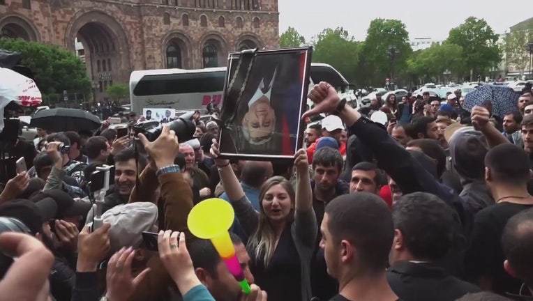 'I Am Not Alone' documentary follows 2018 Armenian Revolution